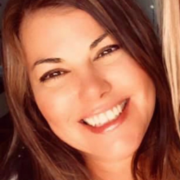 Meet your Posher, Cheri - Picture 1 of 1